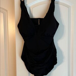 Lands' End Black Women's One Piece Swimsuit